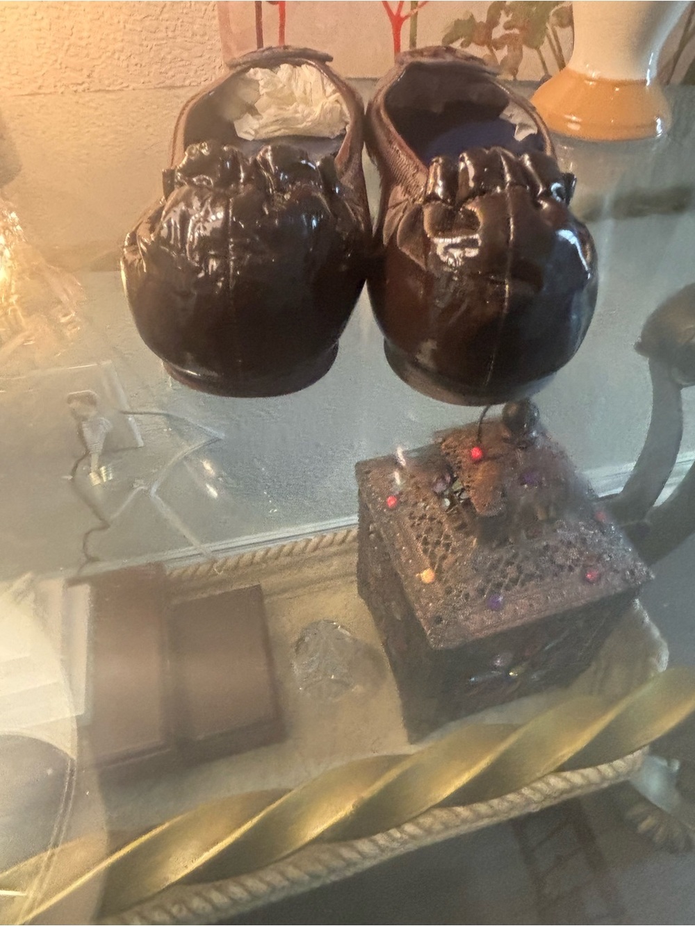 Tory Burch Brown Patent Logo Ballet Flats - Picture 3 of 7
